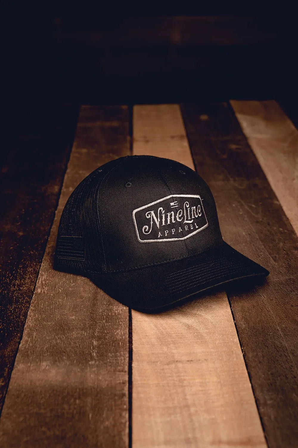 Classic Nine Line Snapback Hat - EMB581689