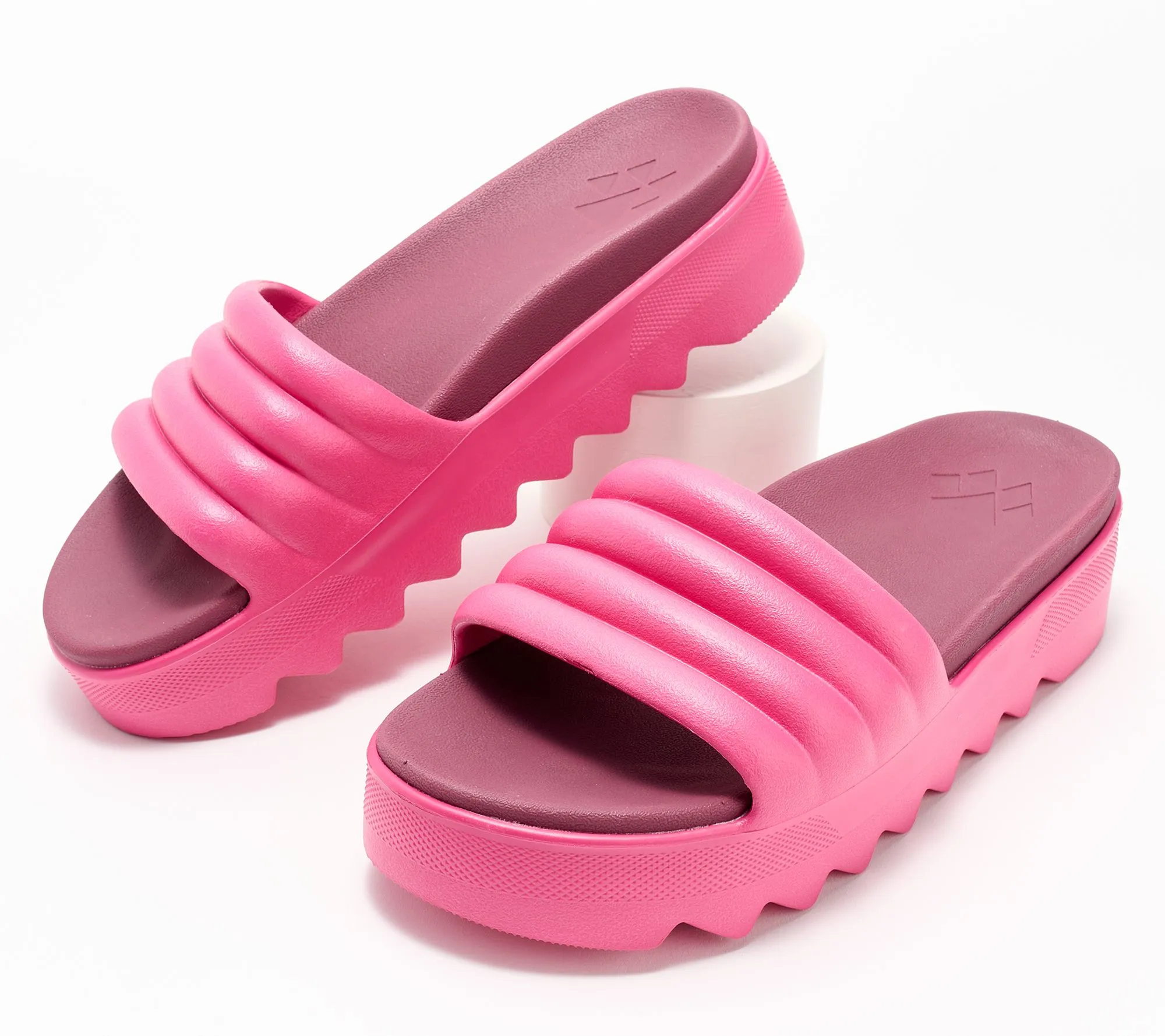 Cougar Molded EVA Slide Sandals - Pool Party