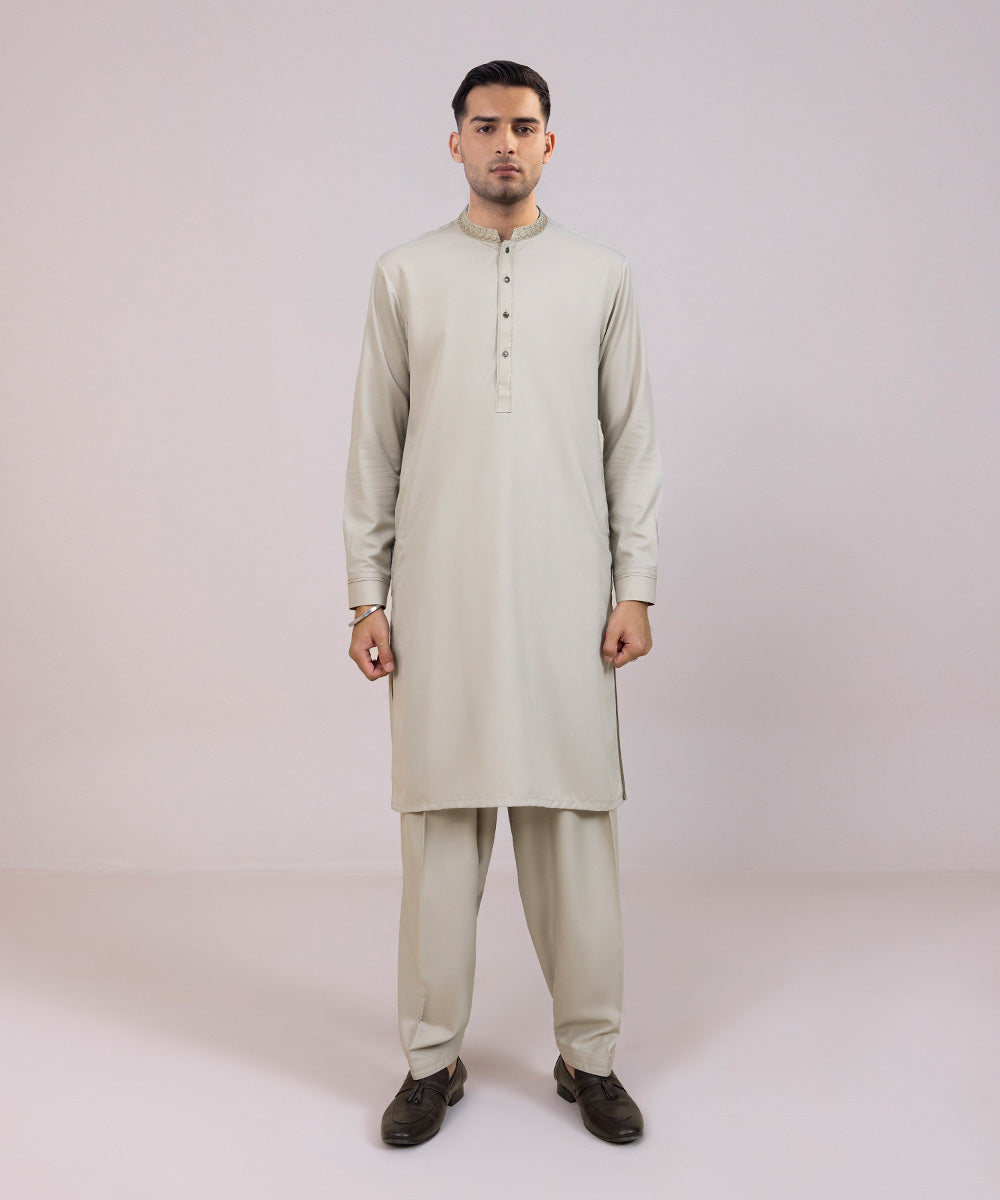 Embroidered Wash & Wear Suit