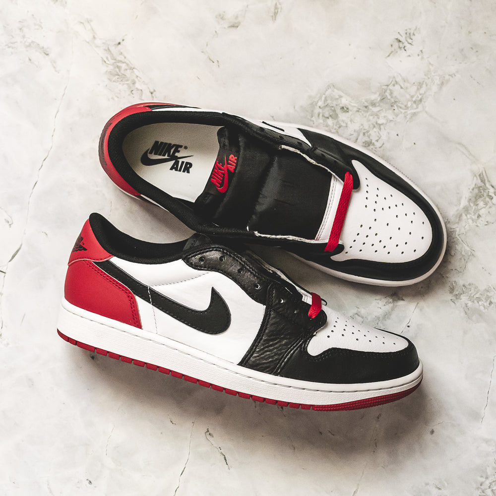 Jordan 1 Retro Low OG Black Toe