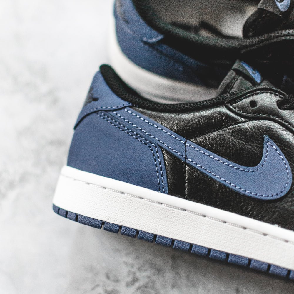 Jordan 1 Retro Low OG Mystic Navy