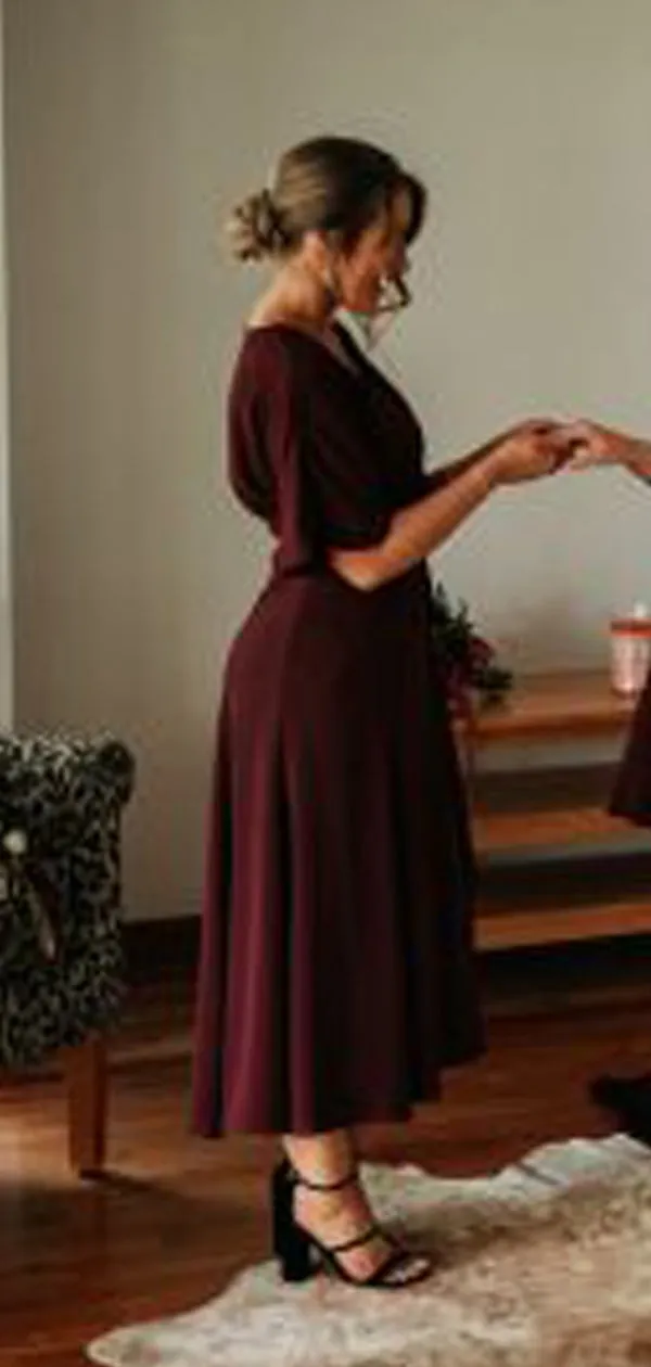 Maroon V-neck Half Sleeve Knee Length Bridesmaid Dresses,DB134