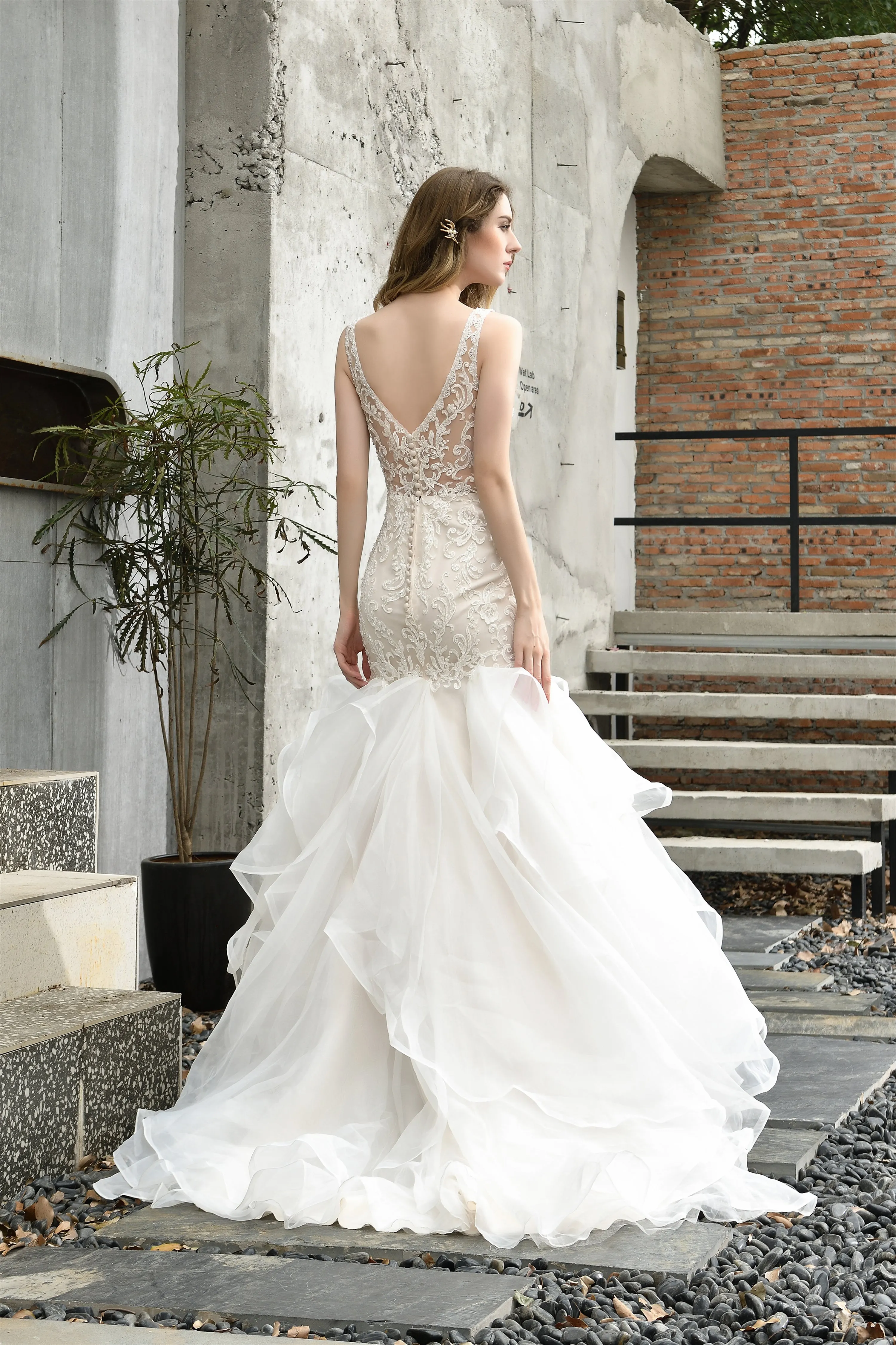 Mermaid Sleeveless V-Neck Wedding Dresses Sweep Train Ruffles Beaded