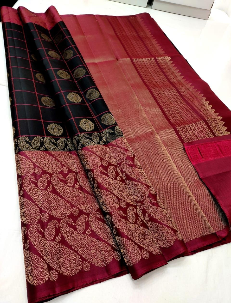 Priyamvada , Pure Kanchipuram Traditional Handloom Soft Silk Saree in Unique Design-PDS001KSRBL