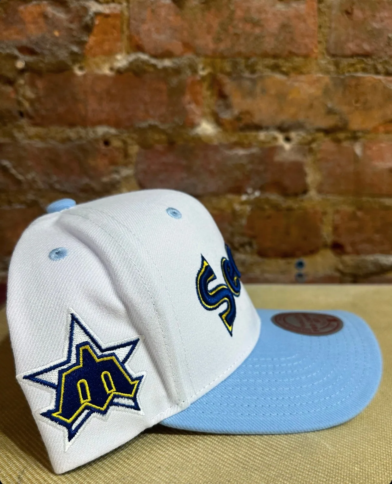 Seattle Mariners Snapback Hat - Mitchell & Ness