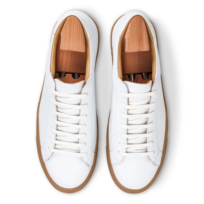 Skolyx Premium sneaker in white leather with gum sole