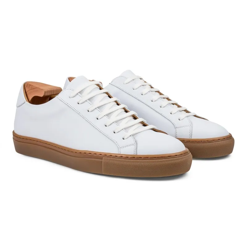 Skolyx Premium sneaker in white leather with gum sole